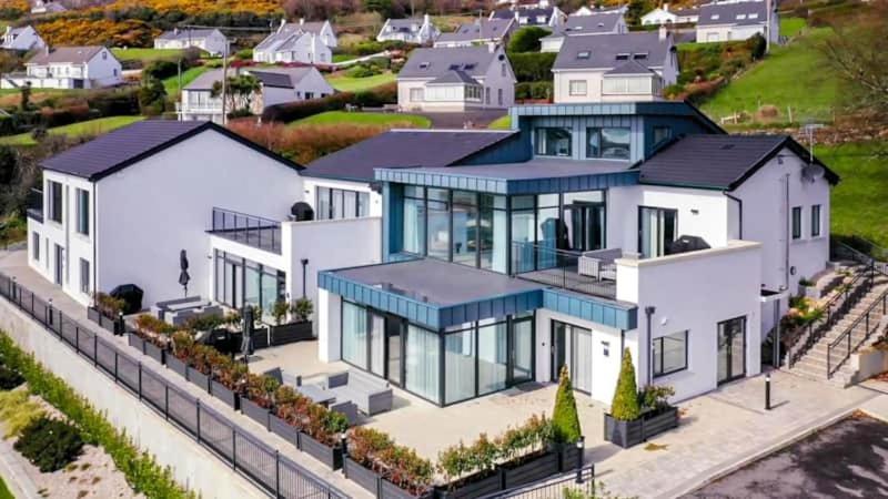 Bayview Luxury 2 Bedroom Apartment Ground Floor Downings Exterior foto